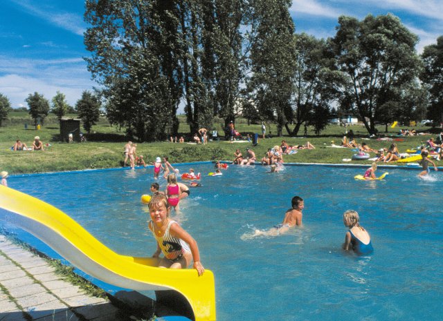 Piscine dans le camping